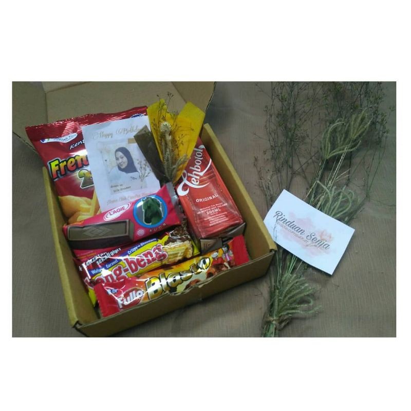 

GIFT BOX SNACK
