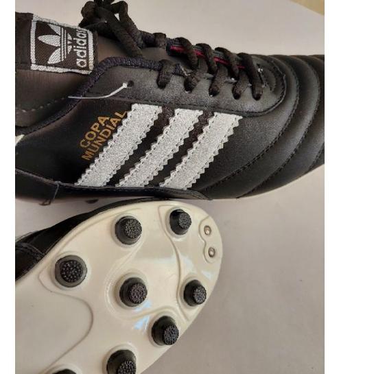 Bagus Banget.. Sepatu Bola kulit adidas copa mundial