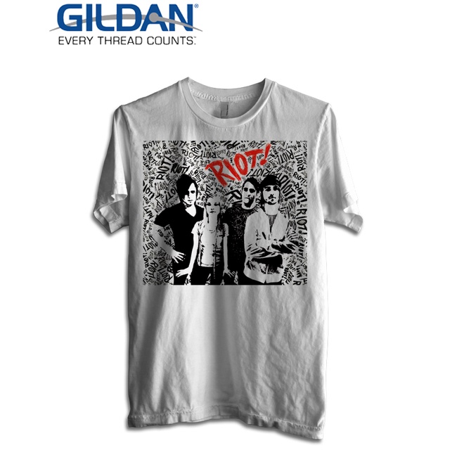 Kaos Paramore Riot NEW STATES APPAREL Tshirt