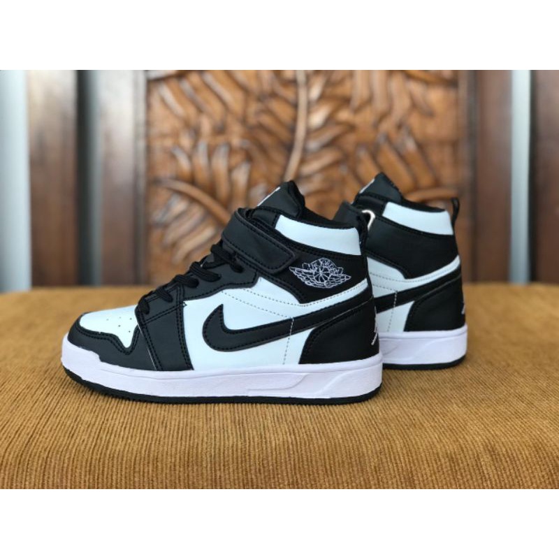 SEPATU JORDAN ANAK ANAK SEPATU ANAK NIKE SEPATU SEKOLAH ANAK HITAM