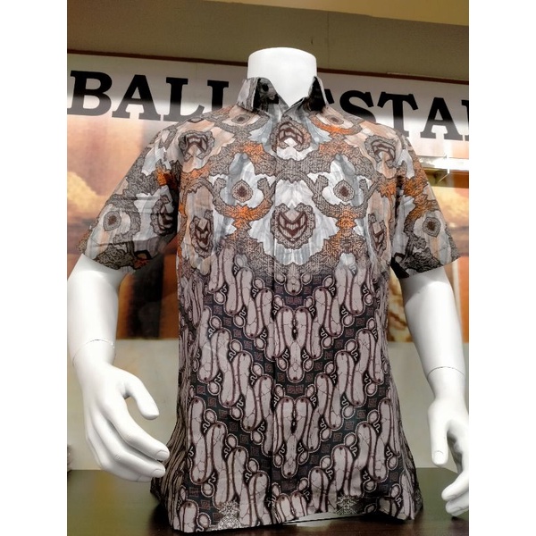 Batik Bali Lestari kemeja motif batik digital lengan pendek
