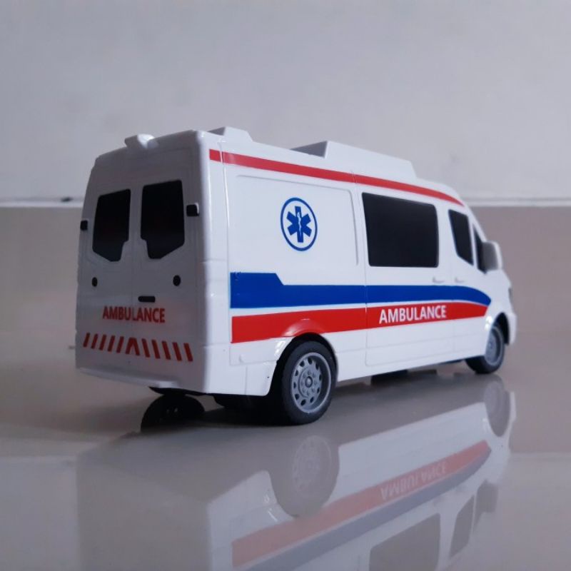 Rc Car Ambulance Remote Control Batre Cas - Mainan Mobil Ambulan Remot Kontrol Anak