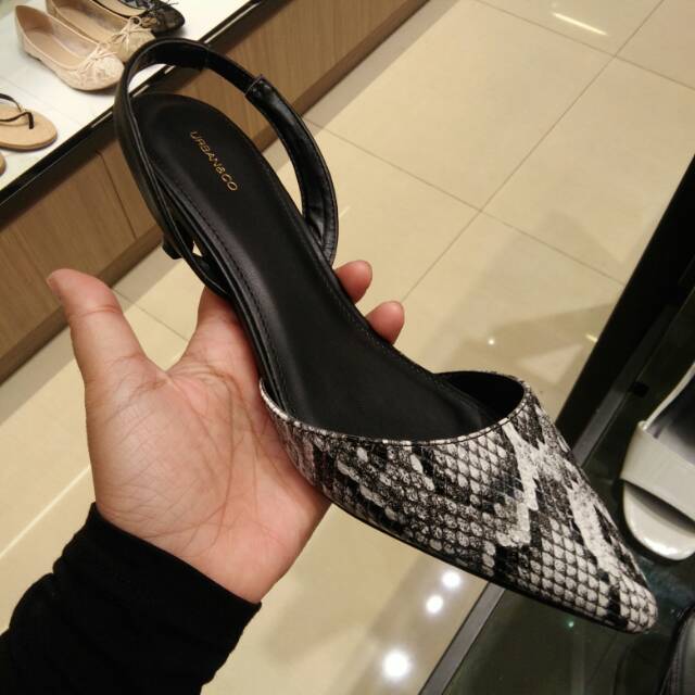 sepatu sandal urban n Co