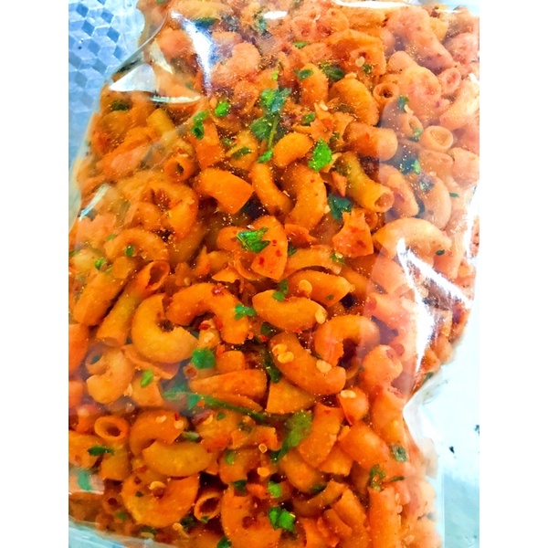 makaroni pedas daun jeruk 1/2kg