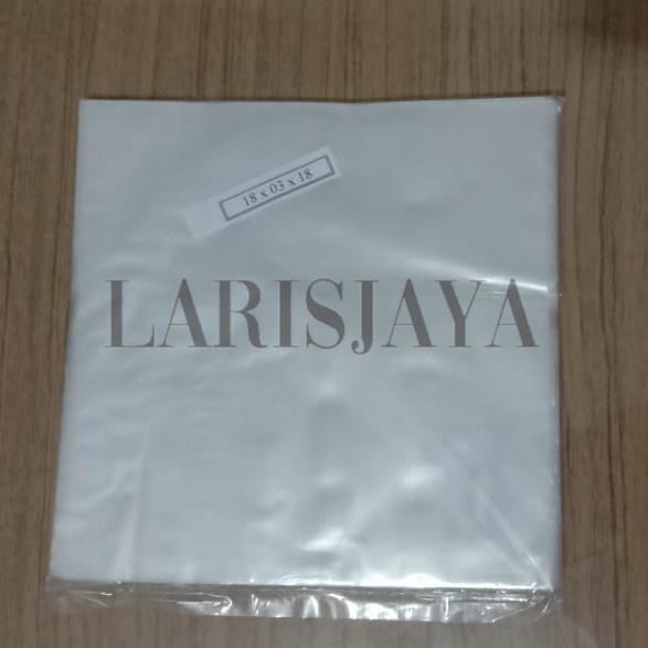 

PROMO!!! Plastik Jajan. Lembaran/satu sheet, Ukuran 18 x 18 cm