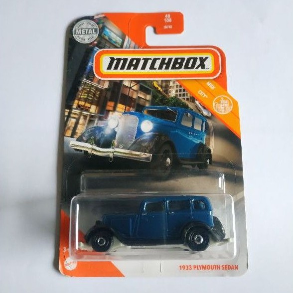matchbox 1933 plymouth sedan biru