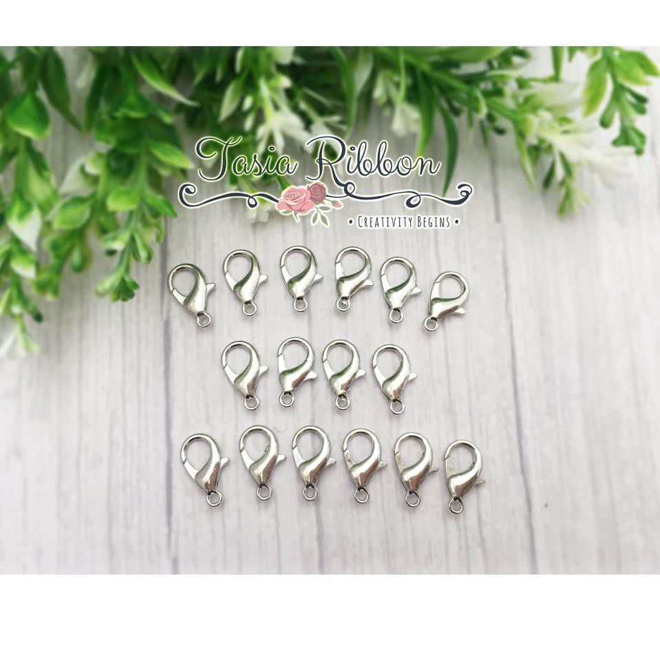 

Buruan Beli CRYDS Kokot udang (lusin) 1cm-1,4cm 82 Ready