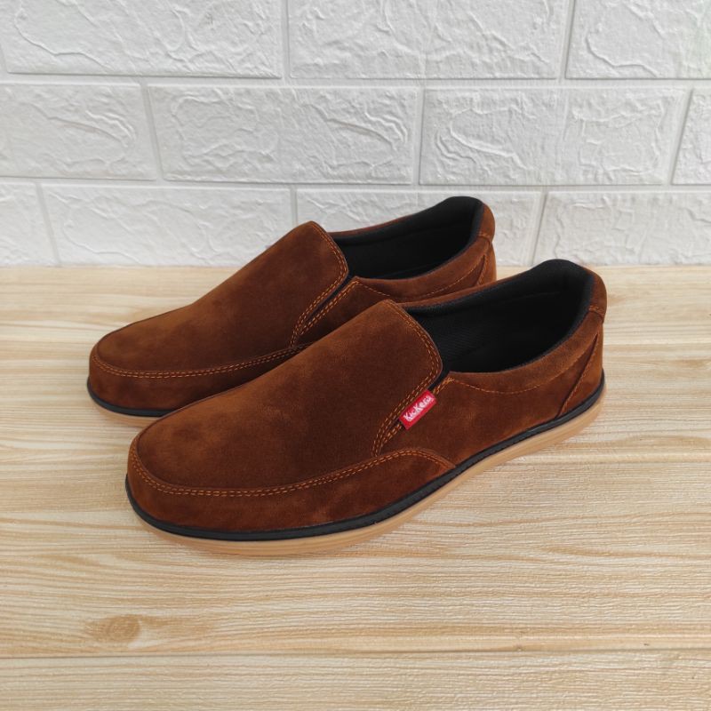 Sepatu Pria Kulit Suede Slip On Kasual Kanvas Sintetis Sol Karet Original