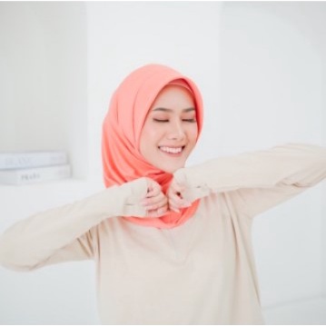 HIJAB BERGO SPORT/ HIJAB SPORTY KEKINIAN/ HIJAB INSTAN / HIJAB SPORTY INSTAN BISA COD-SALEM