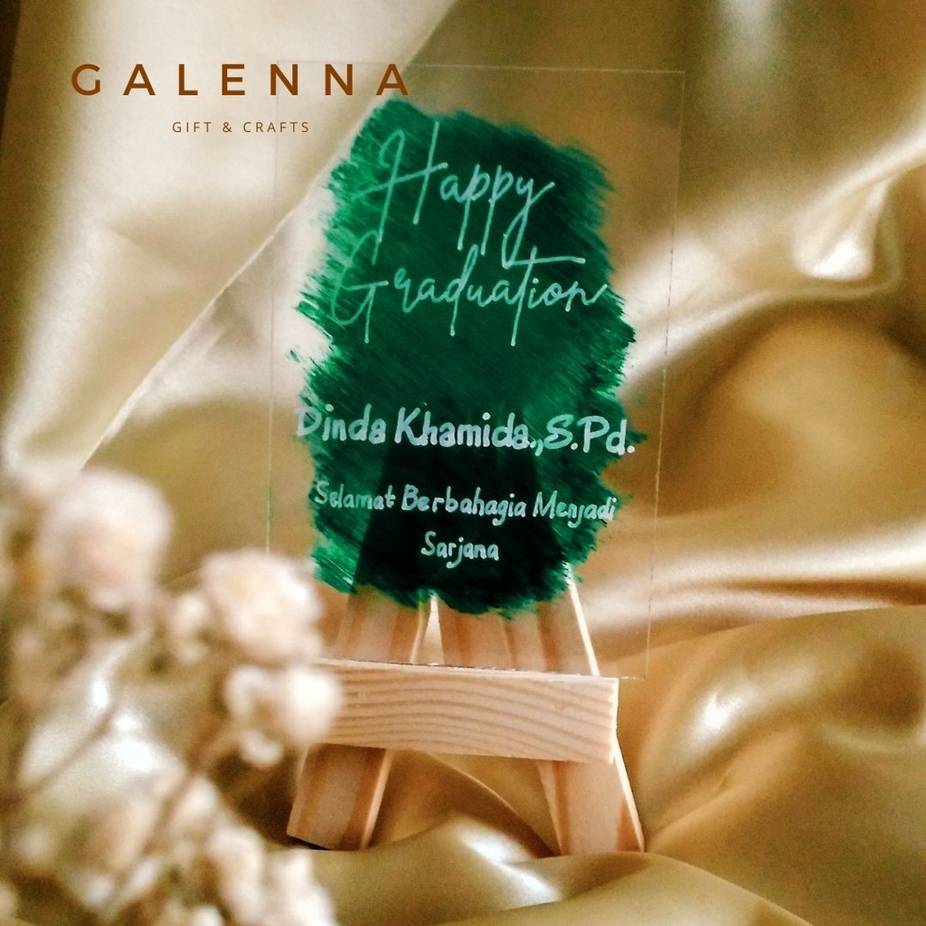 

AKRILIK/ACRYLIC LETTERING CUSTOM 10x15 with Easel KADO ULANG TAHUN, KADO WISUDA, WEDDING, ANNIV