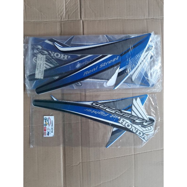STIKER STRIPING LES BODY MOTOR MEGAPRO MEGA PRO MP MONO 2010 2011 2012 2013 INJEKSI HITAM BIRU