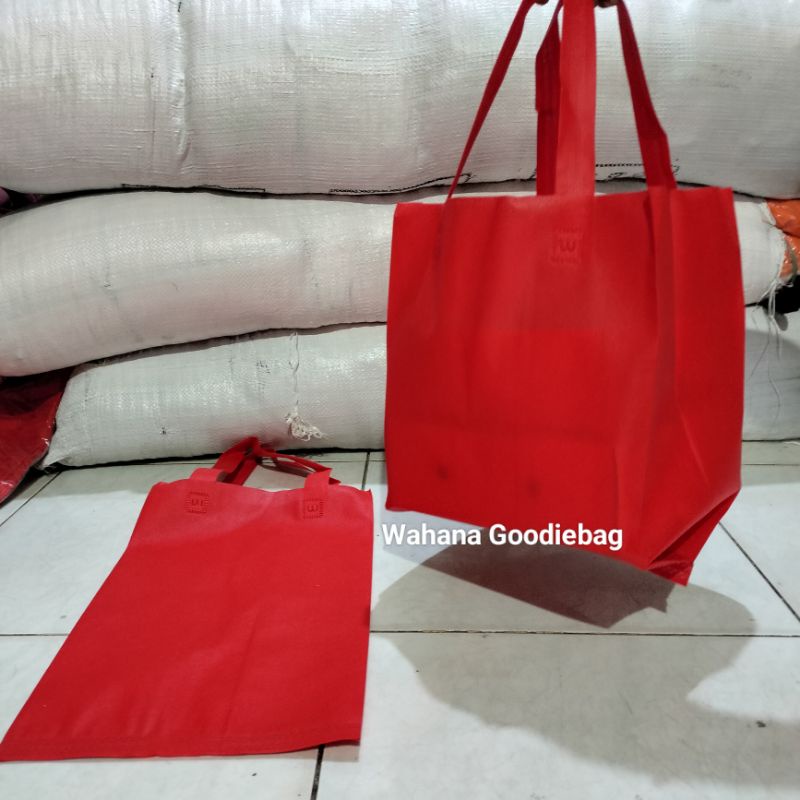 

Spesial Edisi lipat samping bok 23x35x23 isi12pcs