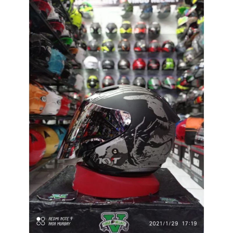 HELM KYT DJ MARU VENOM BLACK DOFF/ SILVER +VISOR VENOM IRIDIUM SILVER + VISOR ORI