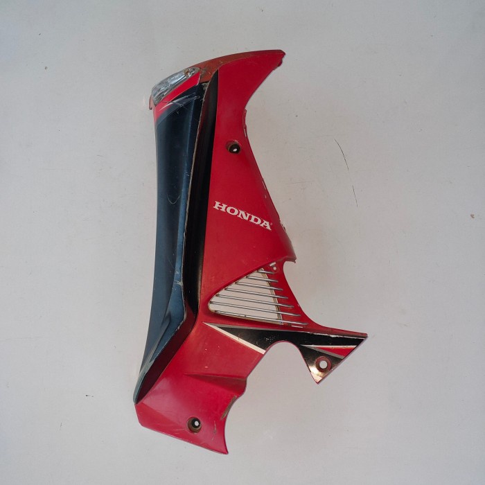 sayap kiri honda supra x 125 old lama warna merah original
