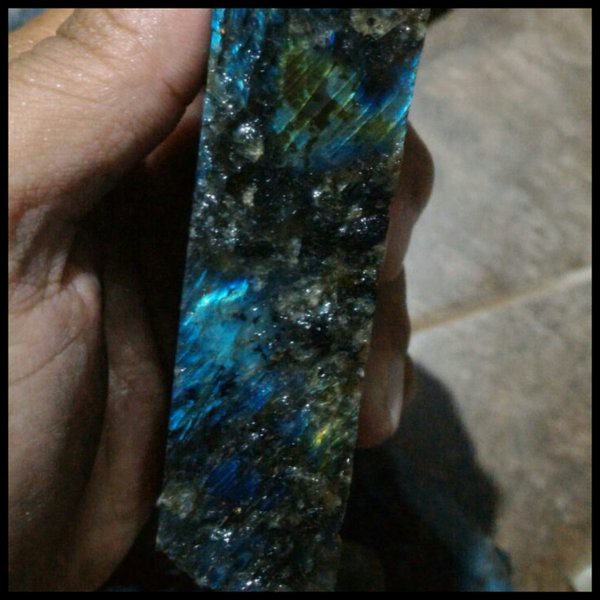 BAHAN ROUGH NATURAL BATU AKIK LABRADOR RAINBOW FELDSPAR (LABRADOR PELANGI) TERMURAH !!!