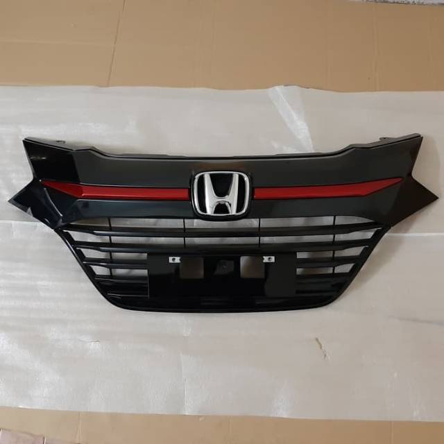 Grill Hrv vezel black stip