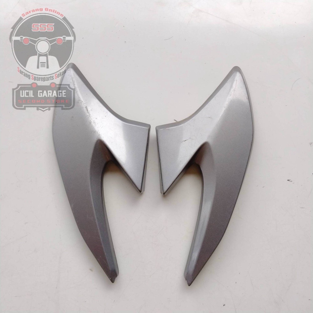 COWL SIDE VERZA 150 KUPINGAN LAMPU DEPAN HONDA VERZA 150 KUPINGAN REFLEKTOR DEPAN VERZA SEKEN ORI