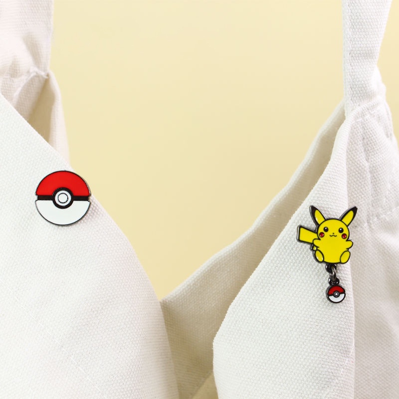 Kartun cute Japanese gaya Pikachu bros Pokémon sweater pin perempuan cardigan gesper beberapa akseso