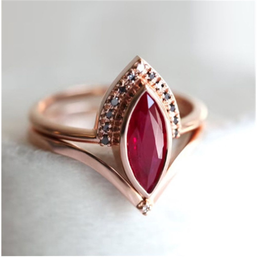 ✿✿2 In 1 Cincin Ruby Bentuk Belah Ketupat Warna Rose Gold Untuk Wanita