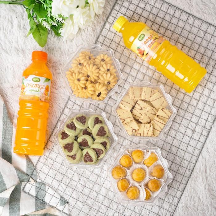 

Weimar Binbon Double Squash Mahkota - Paket Kue Lebaran