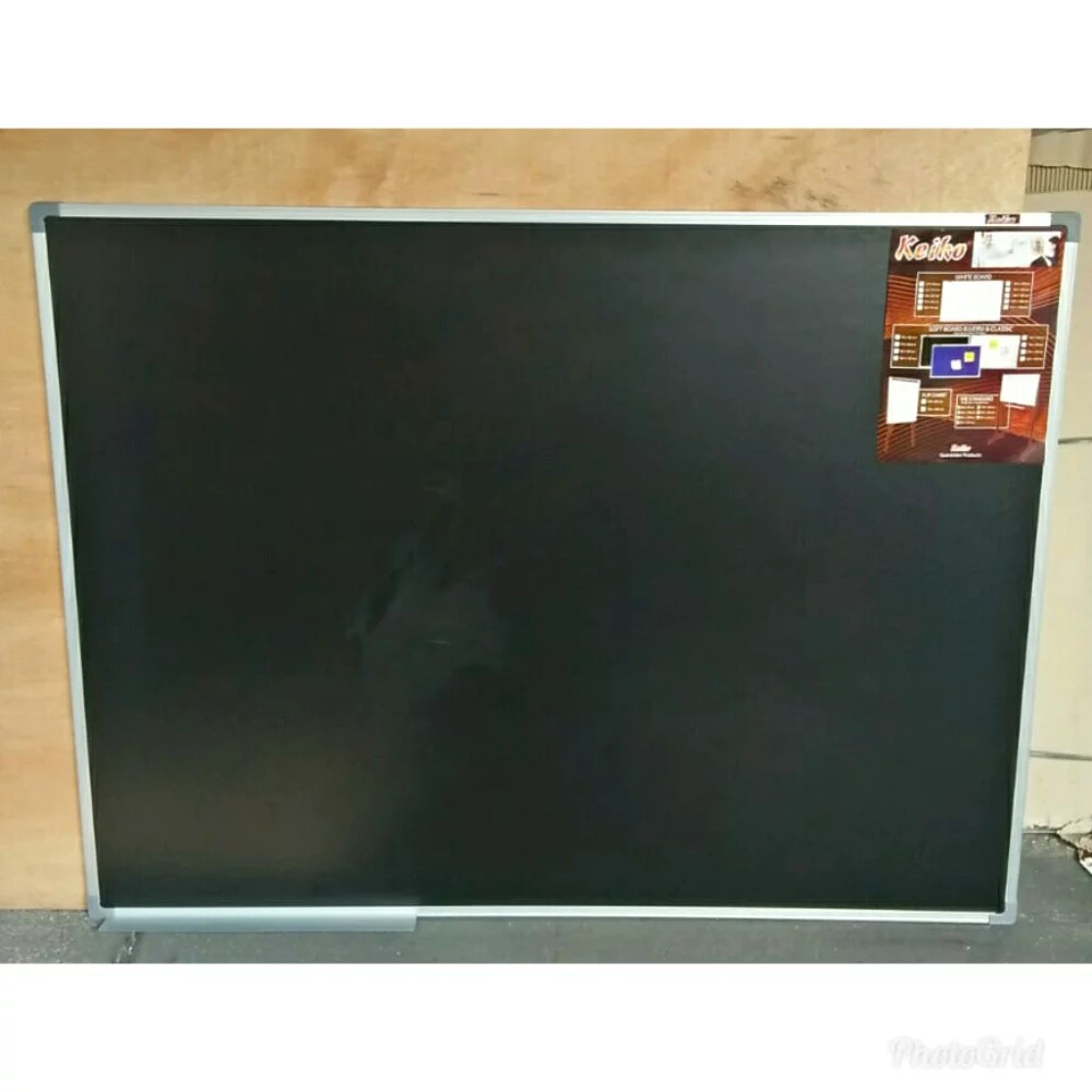 

Blackboard Hanger Keiko Uk 90x120 Cm