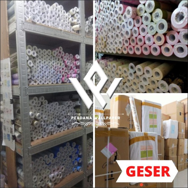 NEW PERDANA WALLPAPER - Stiker Tembok Segitiga Keren - Tahan Air - Wallpaper Dinding Ukuran 45cm