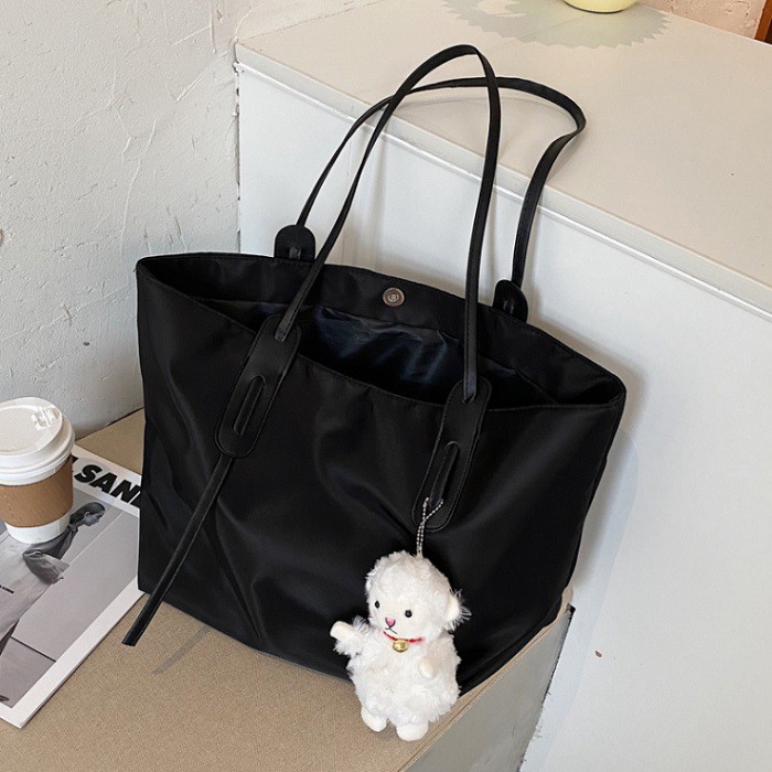 201337 Tas Wanita Totebag Import (1 KG MUAT 4) CR7476 BQ3187 JT9892 SZ6551 LT1339 EL5719