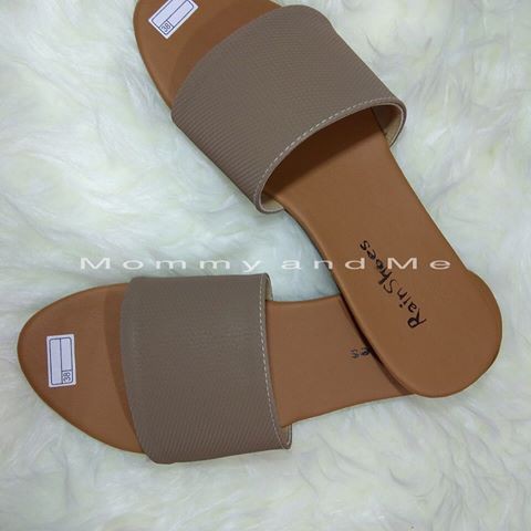 Sandal Flat “Kamelia”