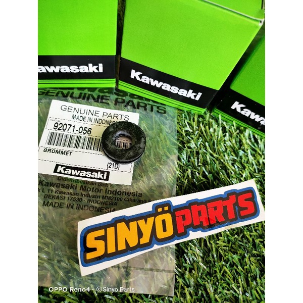 karet body Ninja R RR Ss Original kawasaki 92071-056
