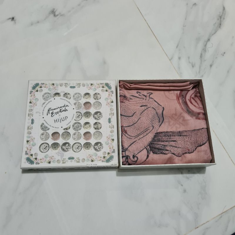 RIA MIRANDA SCARF ORIGINAL