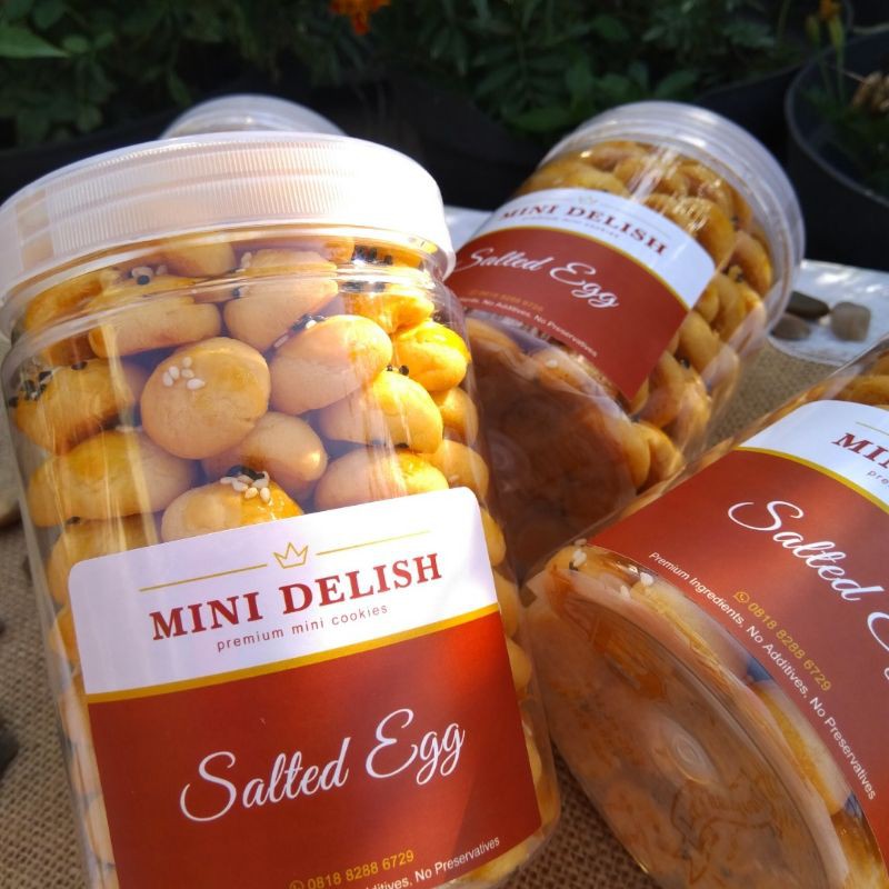 

Mini Delish Butter Salted Egg Cookies - kue Kering - Toples Besar (Bandung Only)