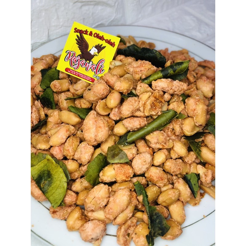 

Kacang bangkok 500gr daun jeruk pedas manis asin kacang Thailand