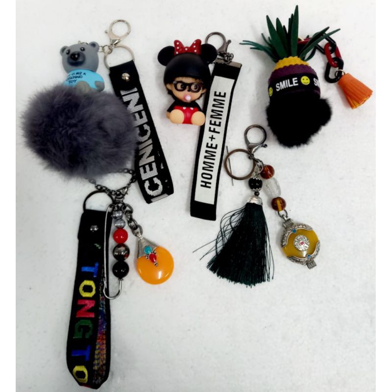 gantungan tas bulu-bulu/boneka/gantungan kunci motor/kunci rumah import