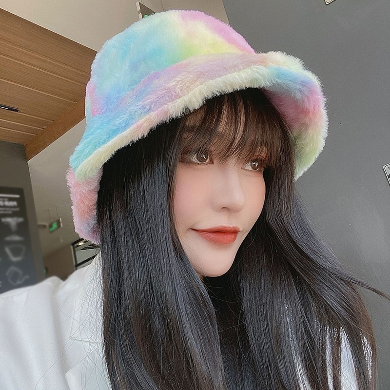 Topi Bucket Bahan Plush Wol Domba Tebal Hangat Warna-Warni Pelangi Gaya Korea Untuk Wanita