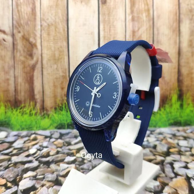 Q&Q QnQ QQ Smile Solar Jam Tangan Analog Karet RP10J004Y Original