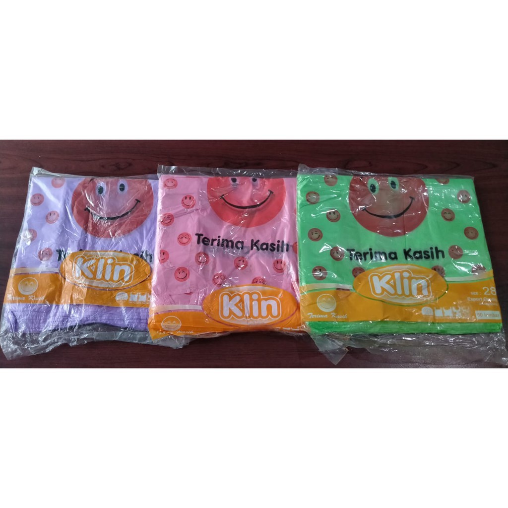 Kantong Plastik / Kresek Motif SMILE Ukuran 28 cm x 48 cm