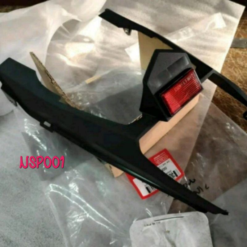 COVER BODY KASAR BELAKANG SPAKBOR SONIC 150 RS 150R 100%ORIGINAL AHM