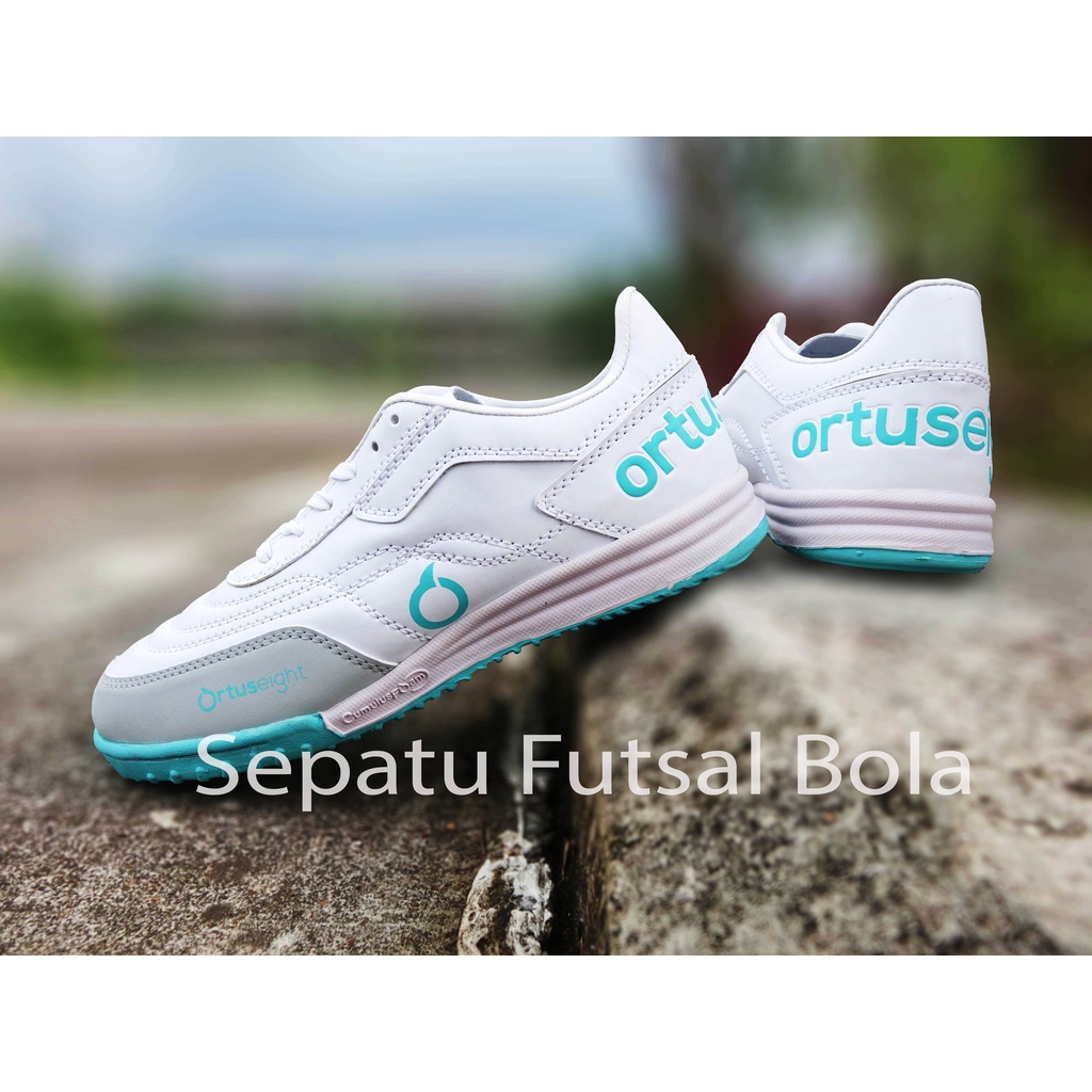 SEPATU FUTSAL ORTUS JOGOSALA ROULETTE PUTIH HIJAU STABILO TERBARU TERMURAH KOMPONEN