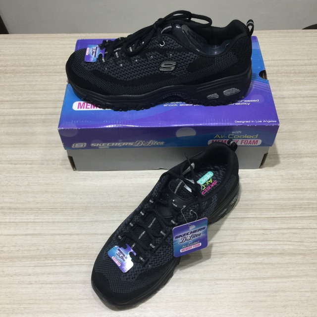 Sepatu skechers wanita ori
