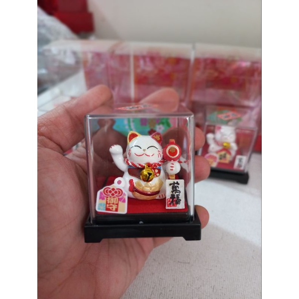 Maneki Neko Box Acrylic / Kucing Hoki Box Acrylic / Fortune Cat Acrylic / Cao Cai Mao