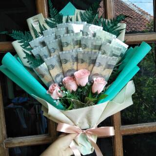 Buket Uang Kertas/ Bouquet Money/ Buket Duit/Buket Bunga Uang Kertas