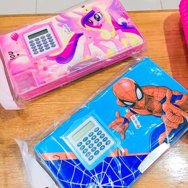 

Kotak Pensil Kakulator