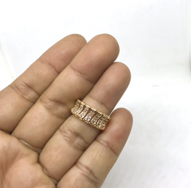 Cincin wanita // cincin replika berlian //cincin. Permata //perhiasan //cincin