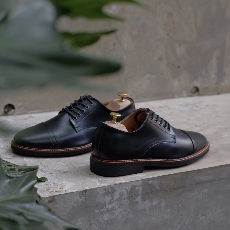 Klasen Black Oxwalker Sepatu Formal Pria Pantofel Kulit Hitam