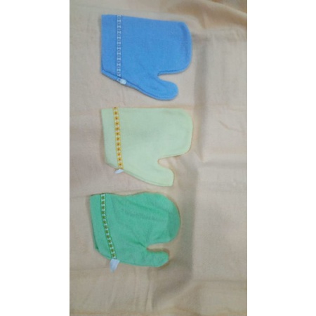 washlap waslap bayi bentuk tangan per pcs / bahan lembut / tidak bisa pilih warna