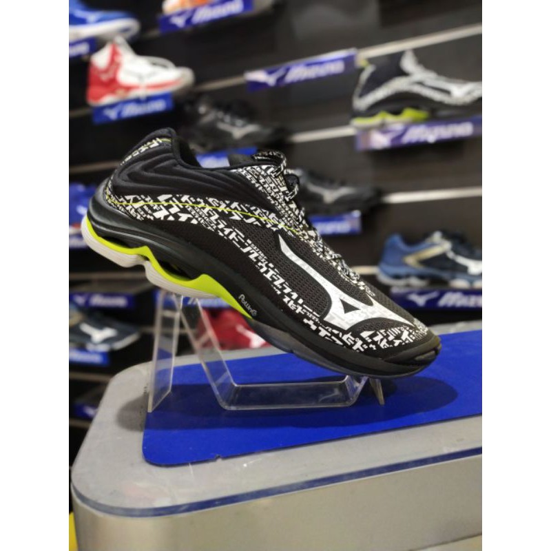 Sepatu voli mizuno WLZ 6 low Original import
