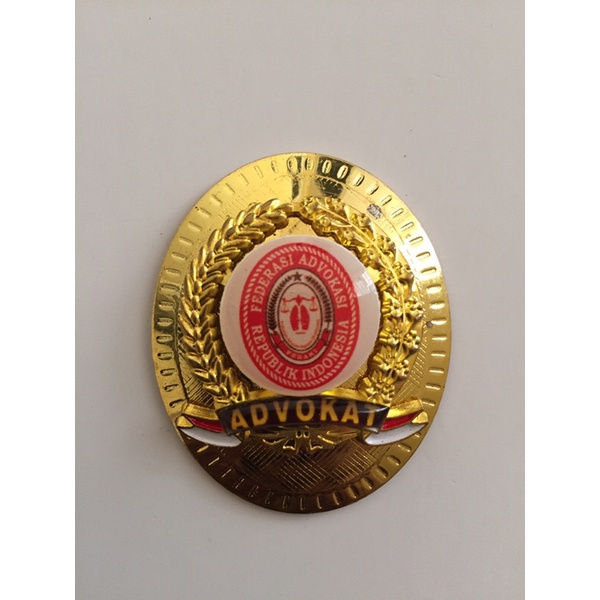 PIN FERARI PIN ADVOKAT FERARI