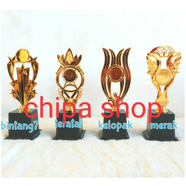 PIALA MURAH / W4 FIGUR