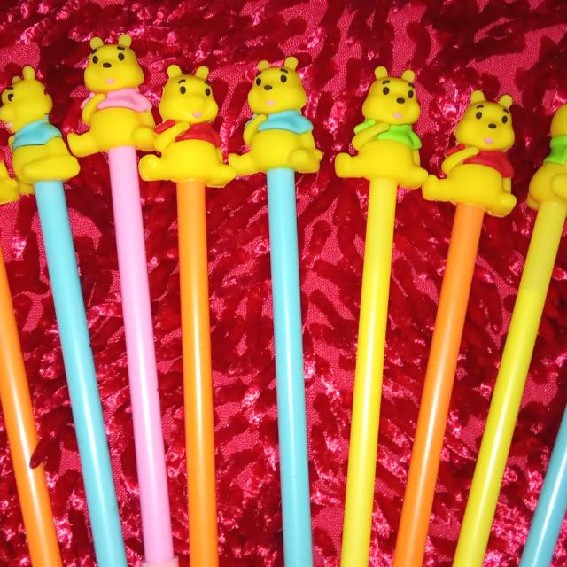

2pcs Bulpen gel karakter winnie thepooh (random)