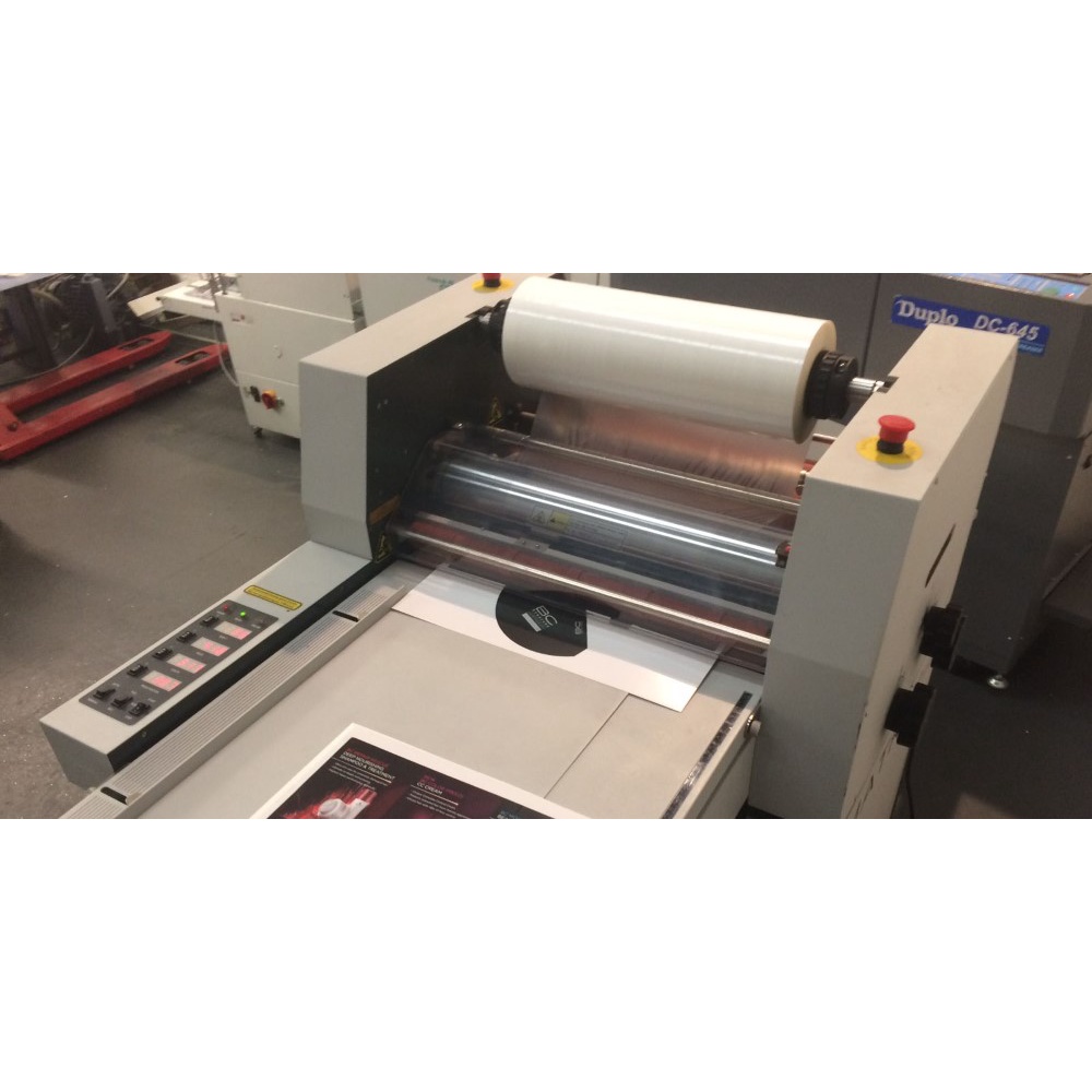 

TAMBAHAN FINISHING STIKER, ART PAPER UKURAN A3+ LAMINASI DOFF ATAU GLOSSY MURAH